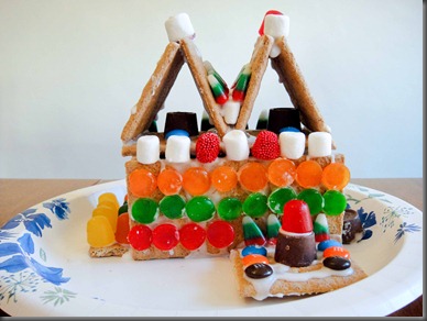 cole gingerbread house 2011-1