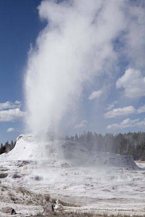 castle geyser-1